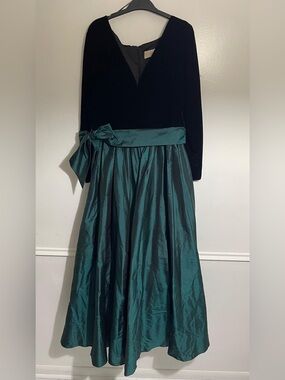 Catherine Regehr Emerald Green Dress